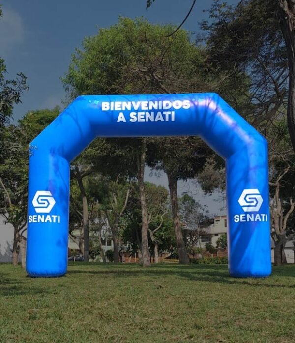 Arco publicitario gigante